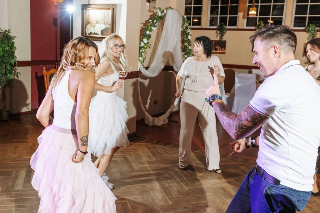 zuzanna i kacper 26.10.2024-8s2a6533-aksen photo fotograf szczecin Zuzanna I Kacper 26.10.2024 8s2a6533 Aksen Photo Fotograf Szczecin fotograf Szczecin Aksen Photo