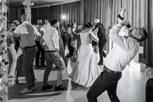 Jak wygląda reportaż ślubny od środka – od przygotowań do ostatniego tańca